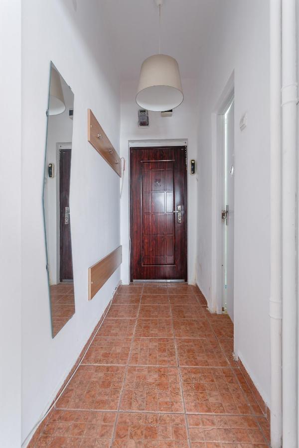 Old New Apartment *